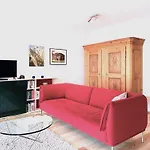 Pas-cheus By Interhome