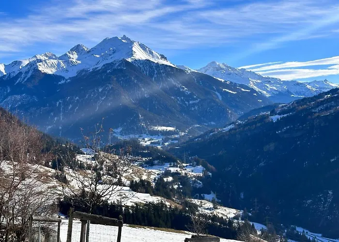 Pas-cheus By Interhome