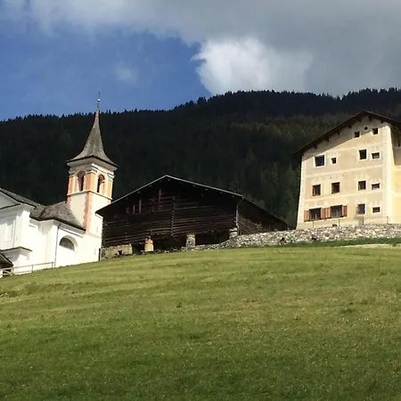 Pas-cheus By Interhome Vaz-Obervaz